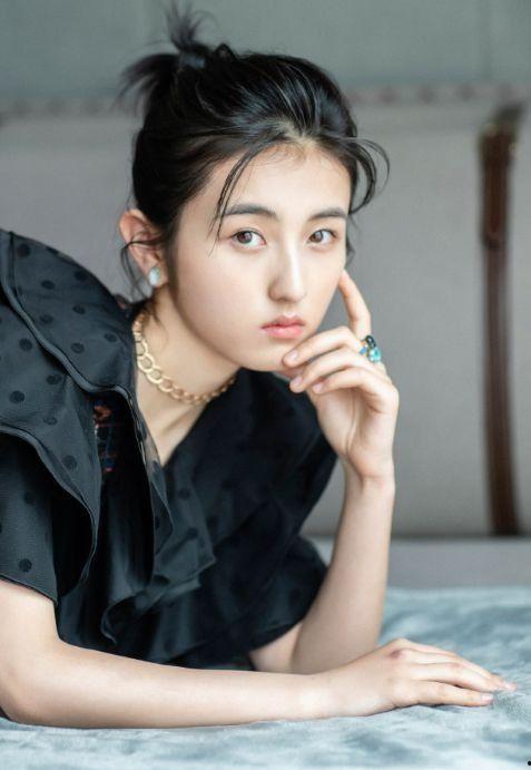 吃瓜娱乐张子枫完整版,揭秘青春偶像的成长轨迹